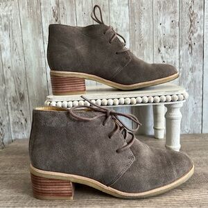 Clarks Phenia Carnaby Suede Ankle Desert Boots Womens 8